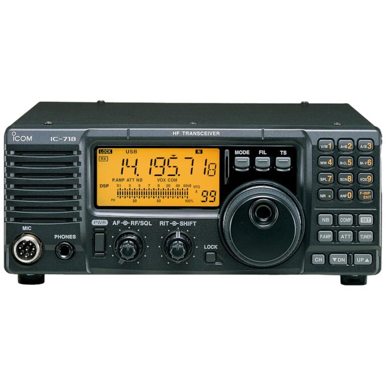 Transceptor HF 100W – IC-718