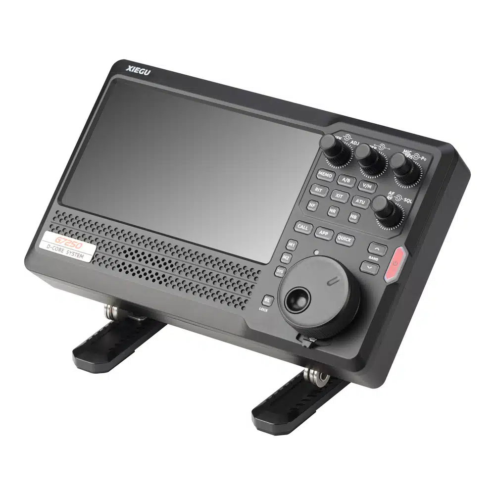 Transceptor SDR HF+ 6m 100W + ATU G7250 Transceptor SDR HF+ 6m 100W + ATU G7250